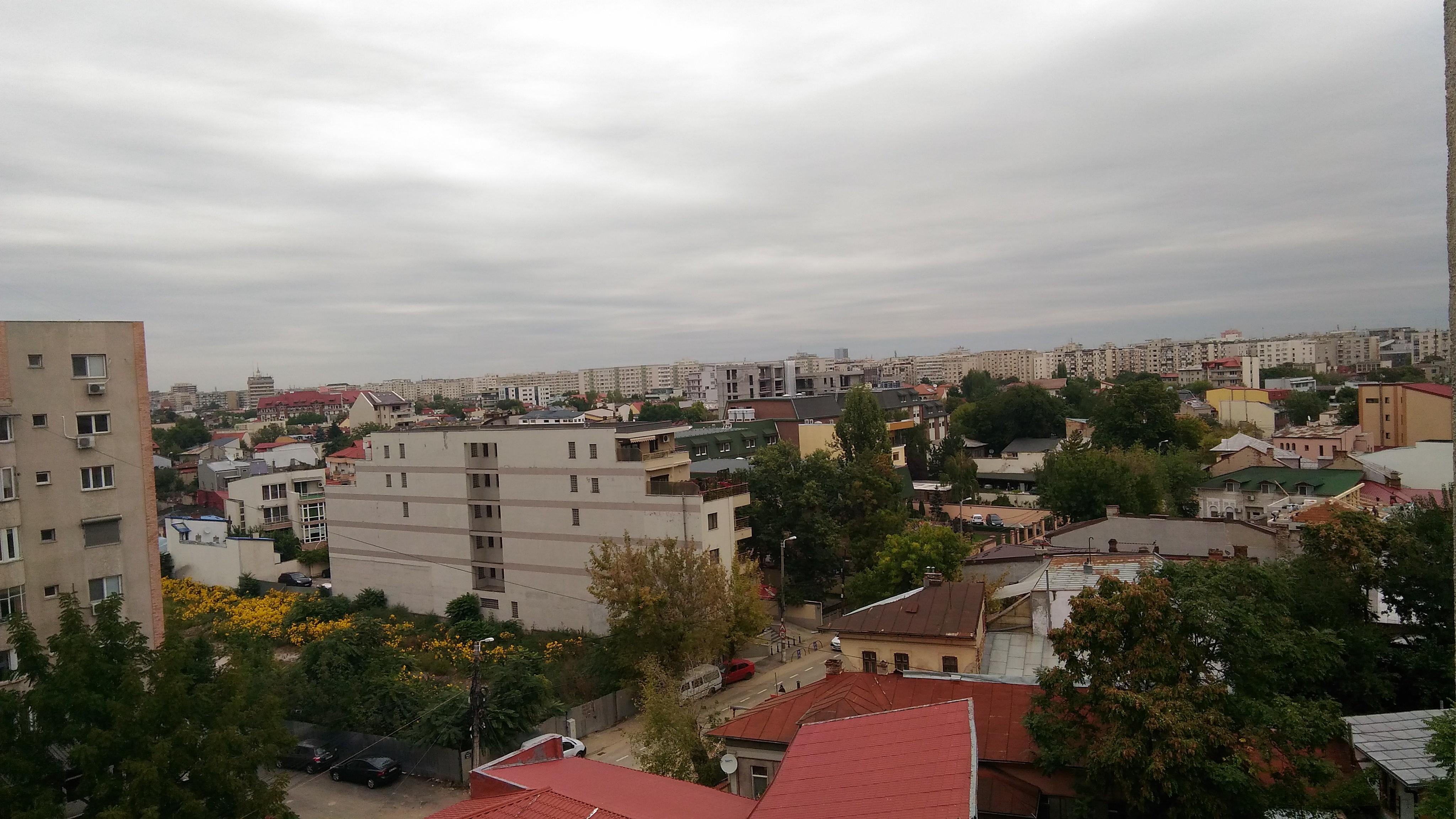 camera secundară